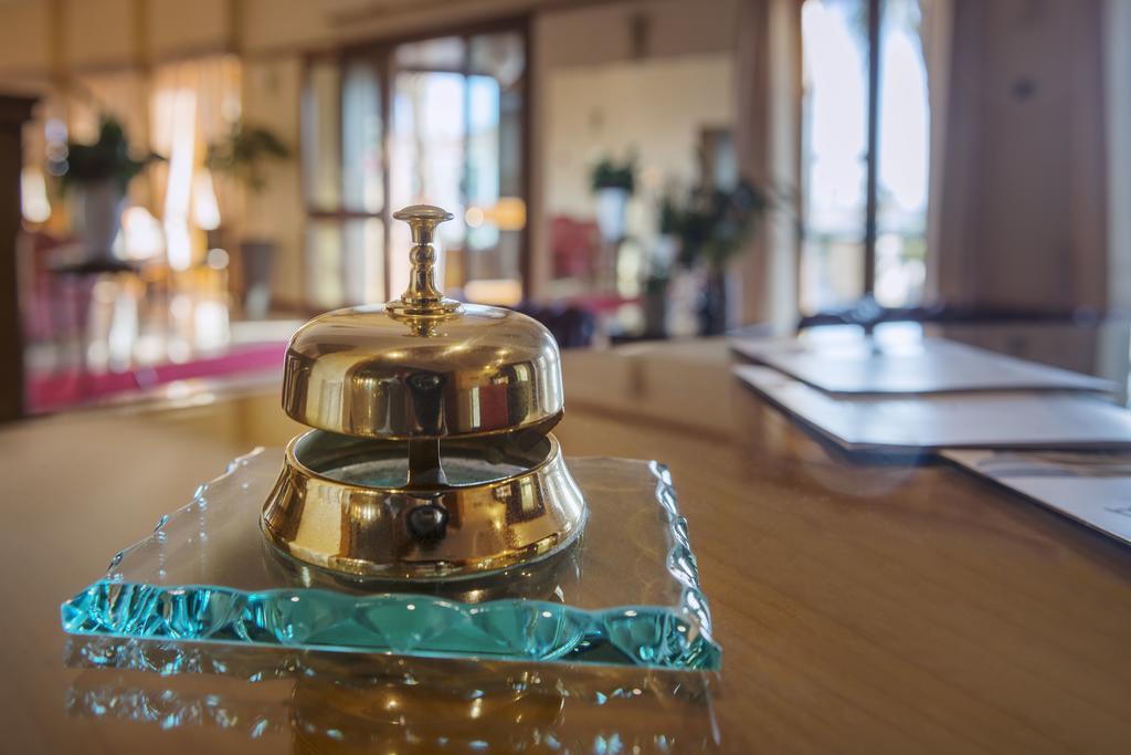 Astura Palace Hotel Nettuno Eksteriør bilde