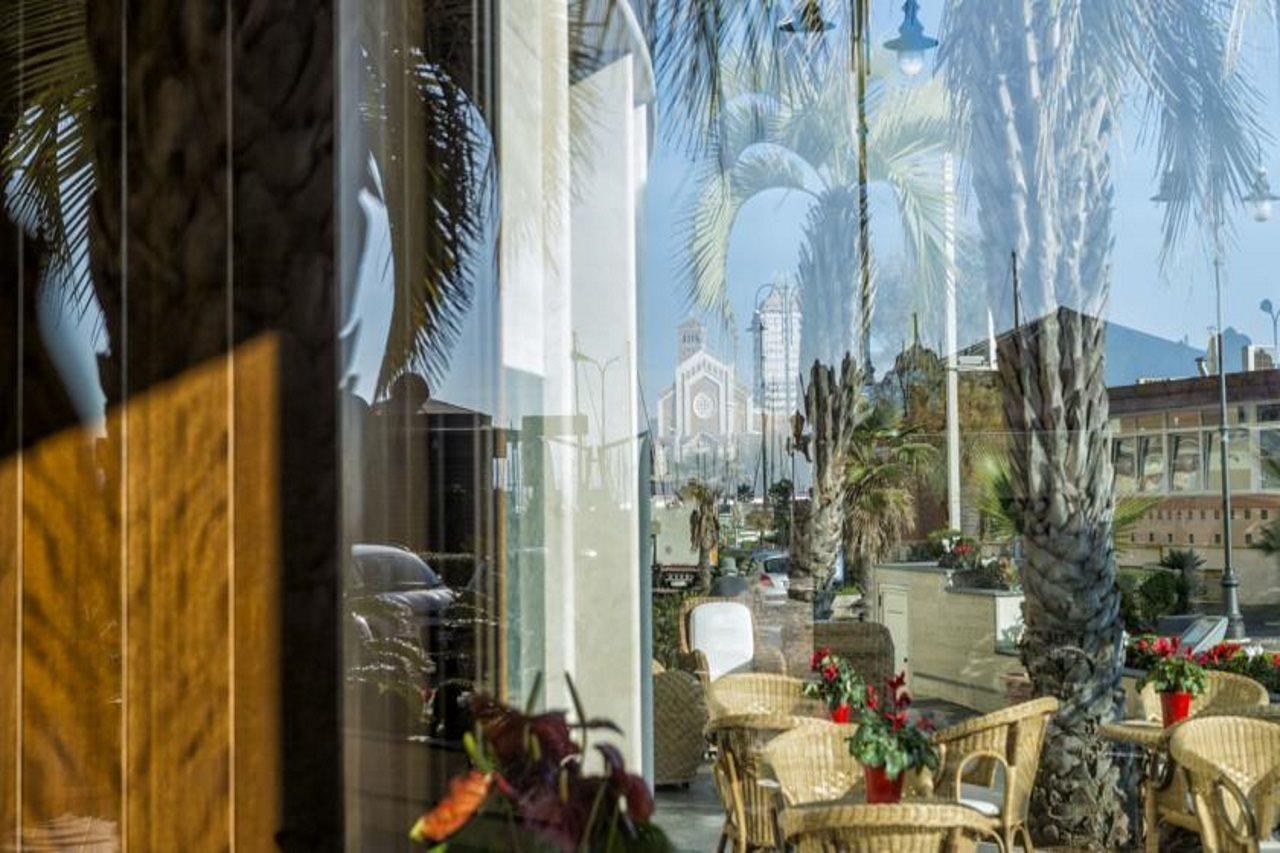 Astura Palace Hotel Nettuno Eksteriør bilde