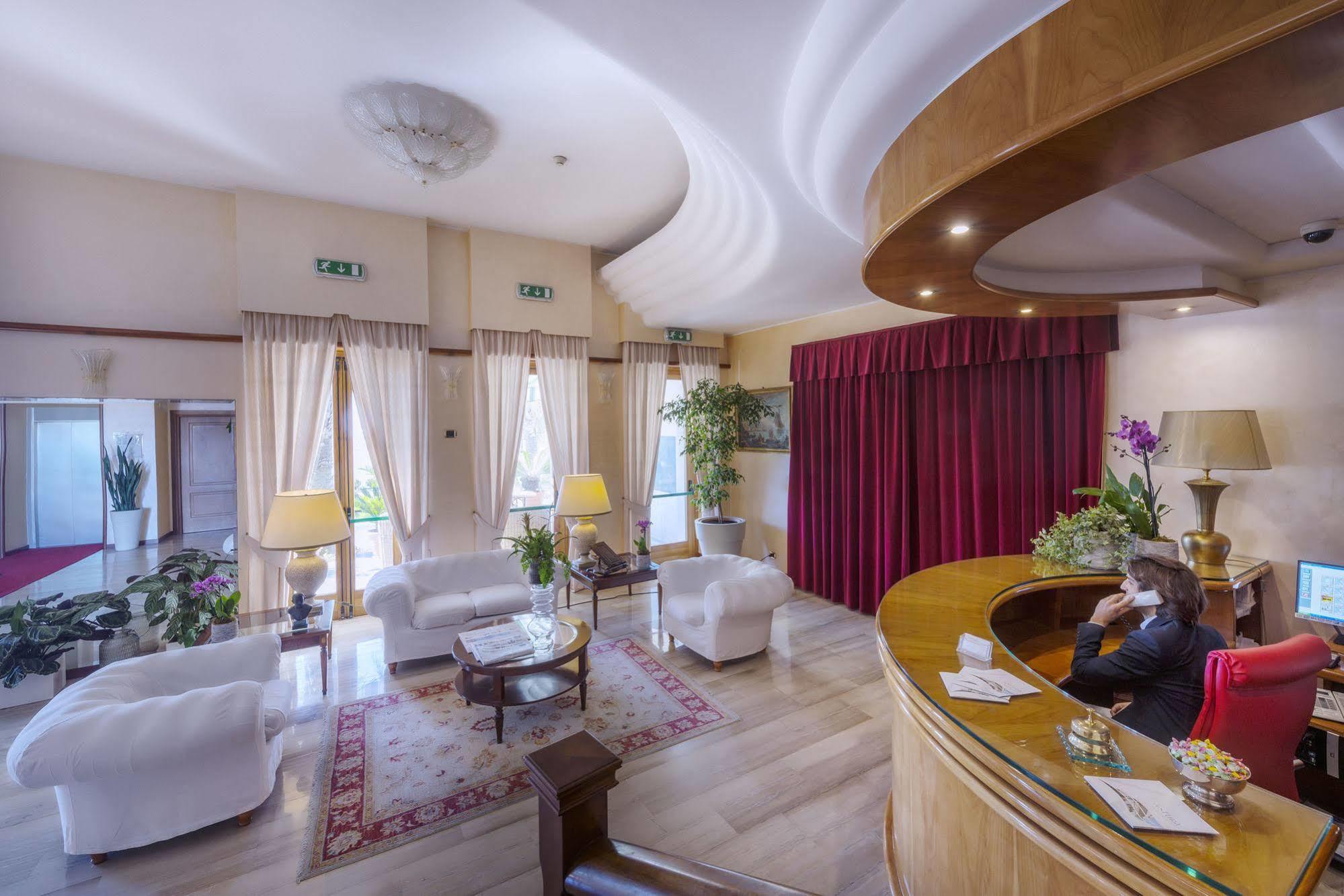 Astura Palace Hotel Nettuno Eksteriør bilde